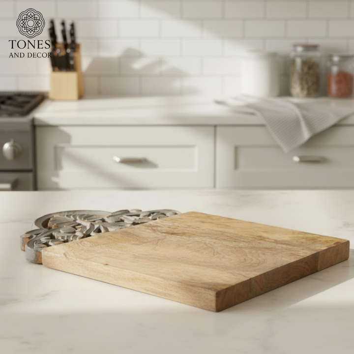 Handcrafted Ornamental Carved Wooden Chopping & Serving Board – 33.6 × 25.4 cm