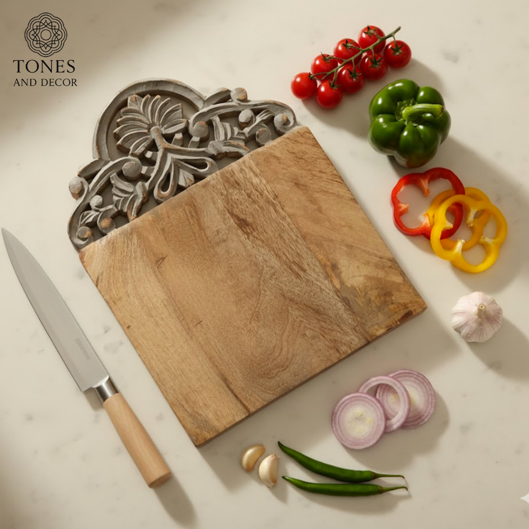 Handcrafted Ornamental Carved Wooden Chopping & Serving Board – 33.6 × 25.4 cm