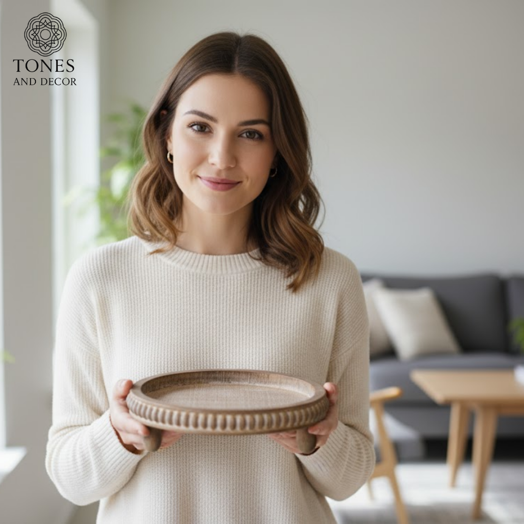 Round Pedestal Wooden Plate