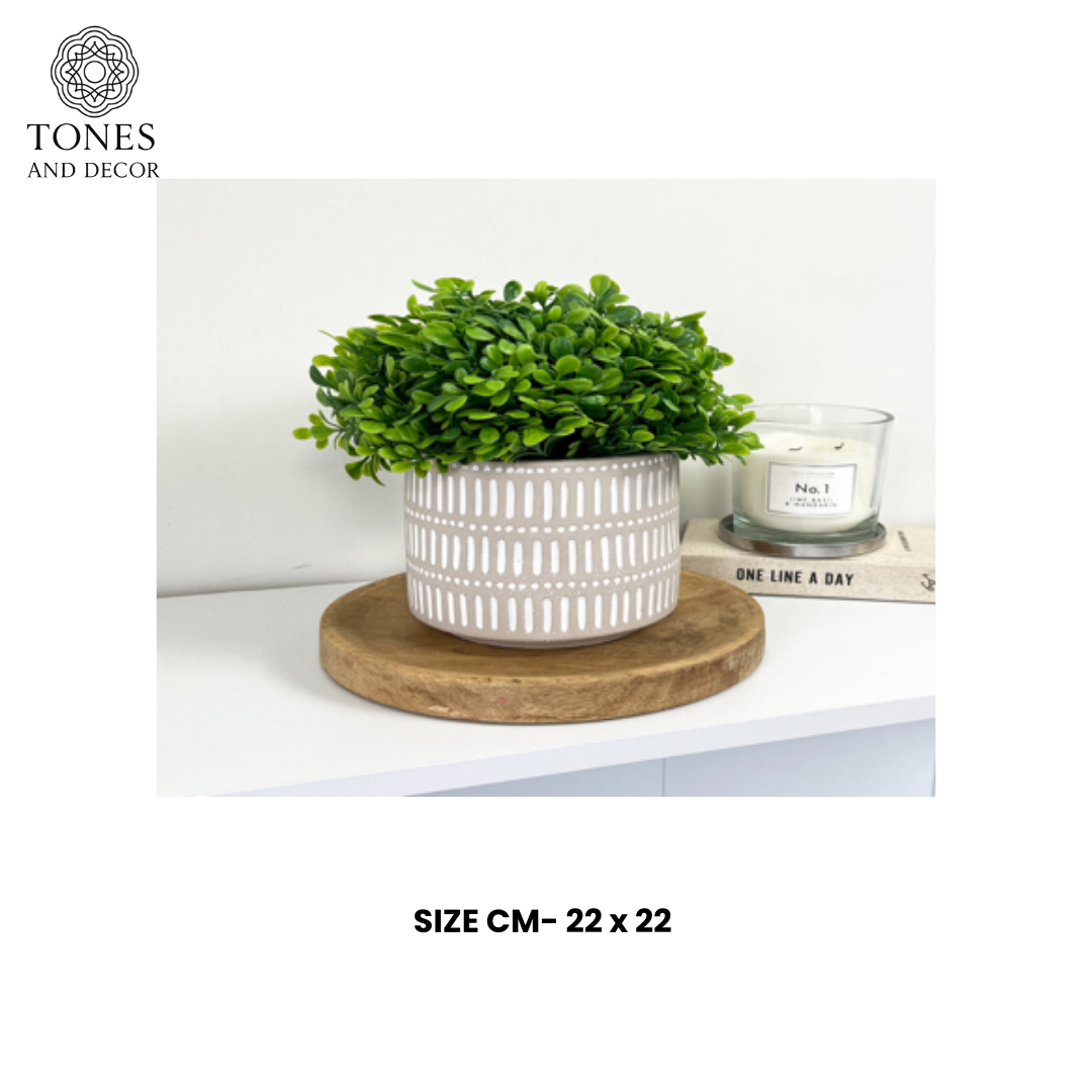 Round Mango Wood Display Stand – 22 cm | Decorative Riser for Home & Table Décor