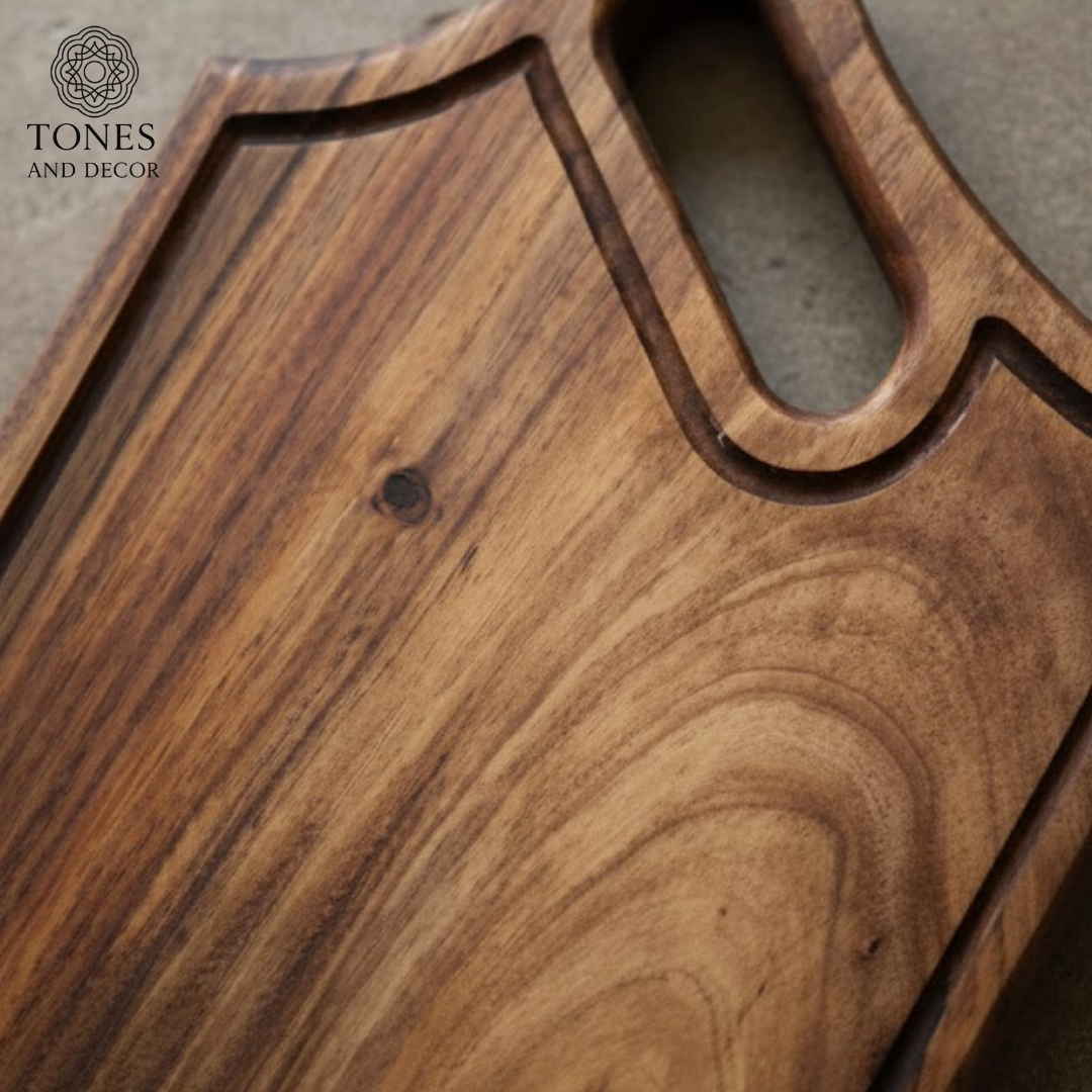 Premium Natural Wooden Chopping Board with Angled Handle – 24 × 34 cm