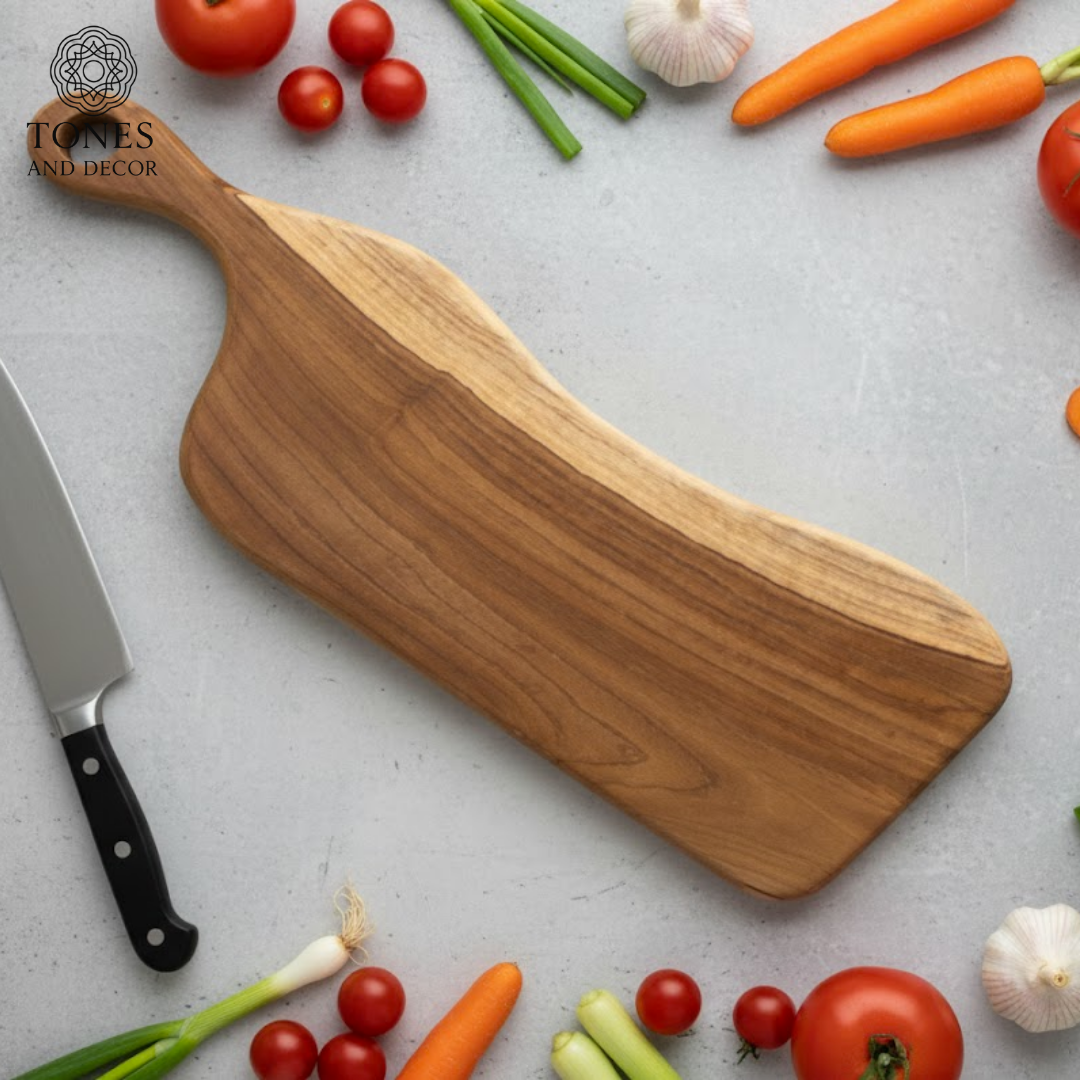 Handcrafted Wave-Curve Wooden Chopping & Serving Board – 45.72 × 12.7 cm